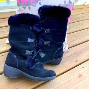 Women’s boots in wider width ❄️🌦️